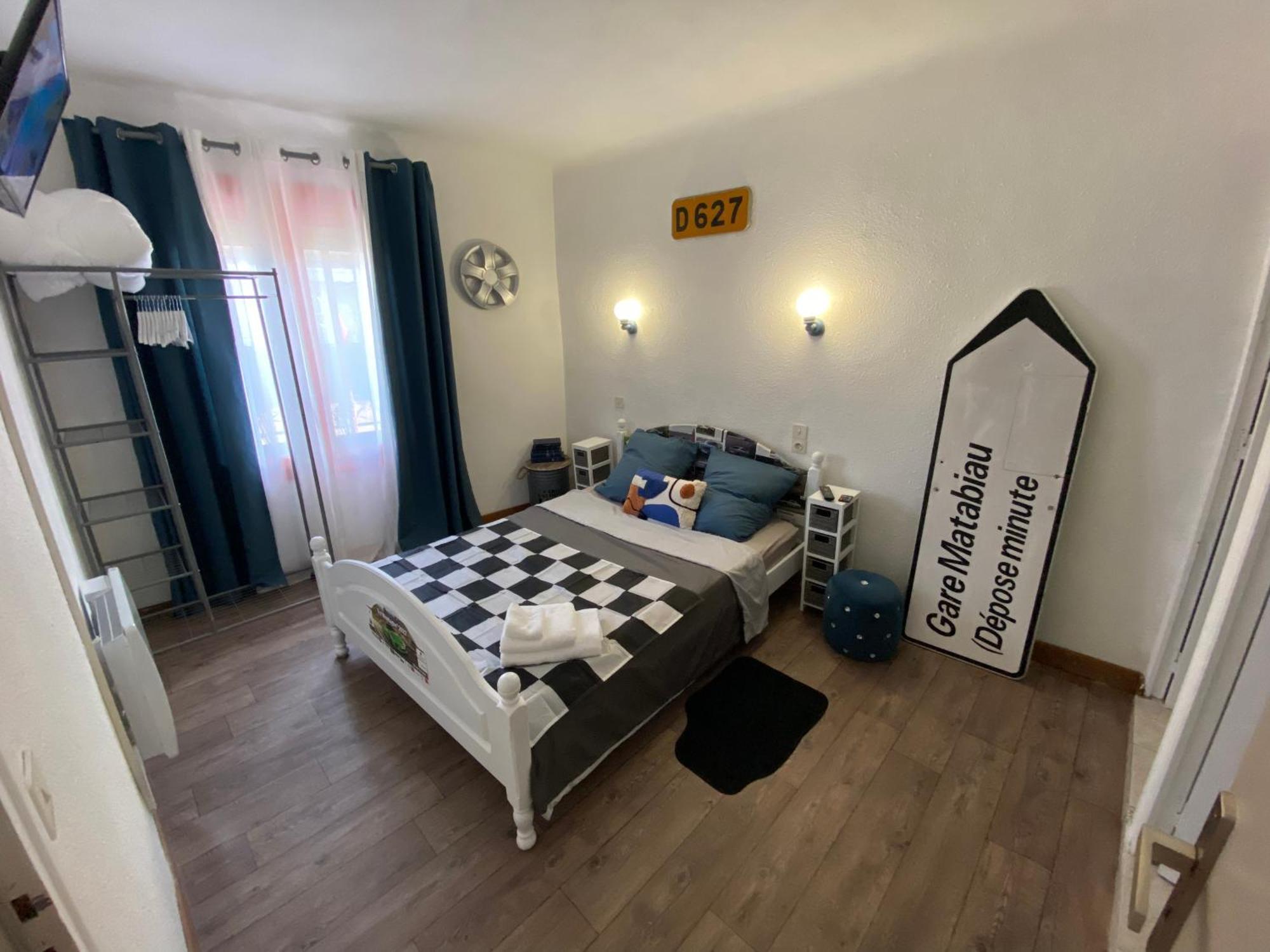 Os-Thel, Chambres A Louer Tautavel Bagian luar foto