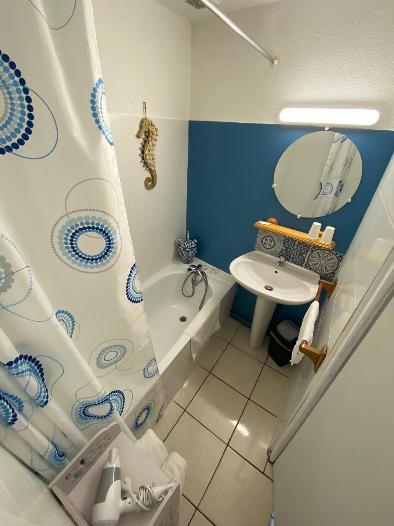 Os-Thel, Chambres A Louer Tautavel Bagian luar foto
